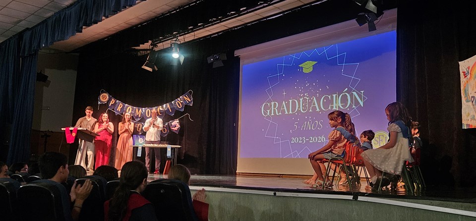 NOS GRADUAMOS!!
